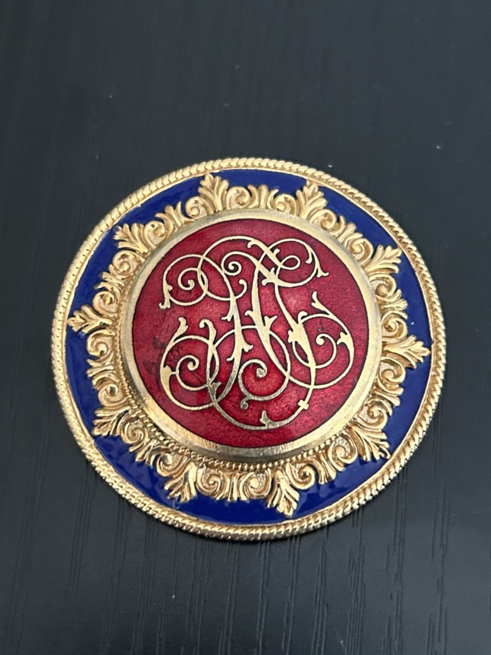 vintage Metropolitan Museum of Art (MMA) enamel pendant brooch pin,